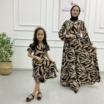 Desenli Anne Kız Kombin Elbise Kahverengi