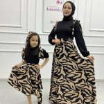 Eteği Desenli Anne Kız Kombin Elbise Siyah